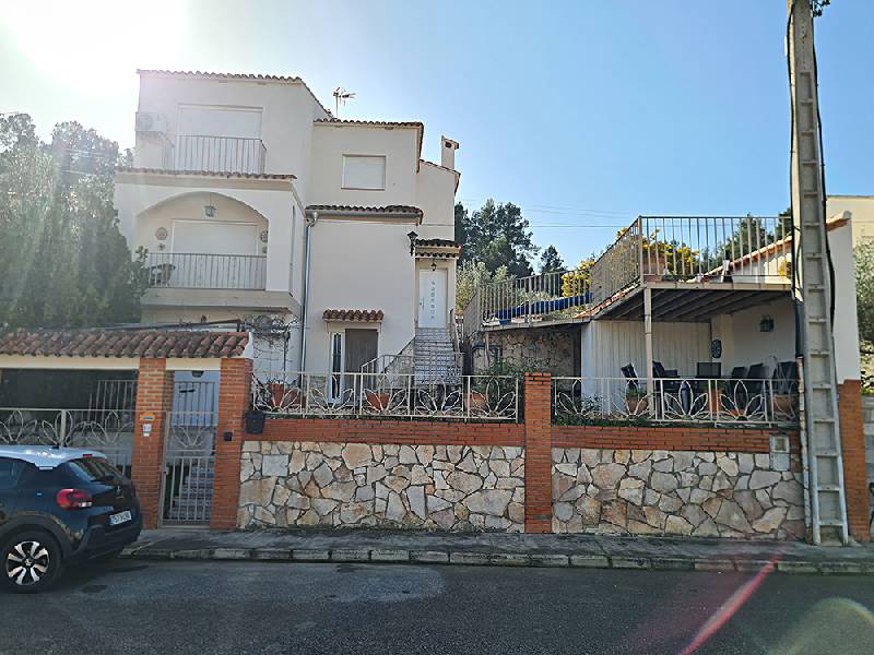 7 bedroom house with heated private pool quesa