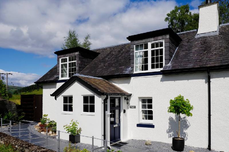 Hawthorn Cottage, Fearnan, Aberfeldy